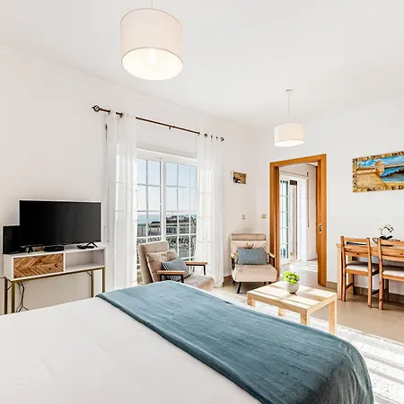Apartment Rossio Sea View By Alzira