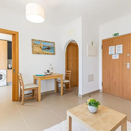 Apartment Rossio Sea View By Alzira *