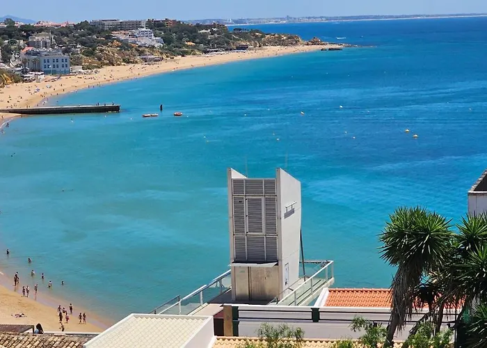 Rossio Sea View By Alzira アパート